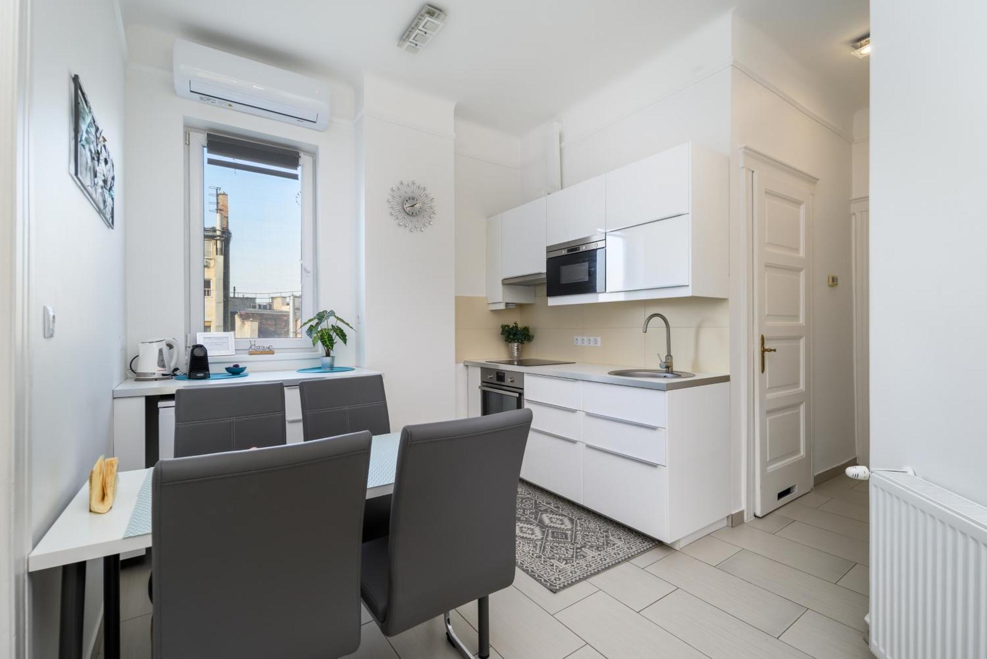 Central Oasis 2 Bd Apartment Budapest Exterior photo